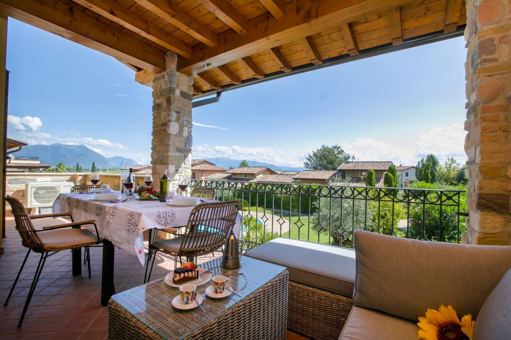 Casa Valtenesi โปลเปนาซเซ เดล การ์ดา ภายนอก รูปภาพ