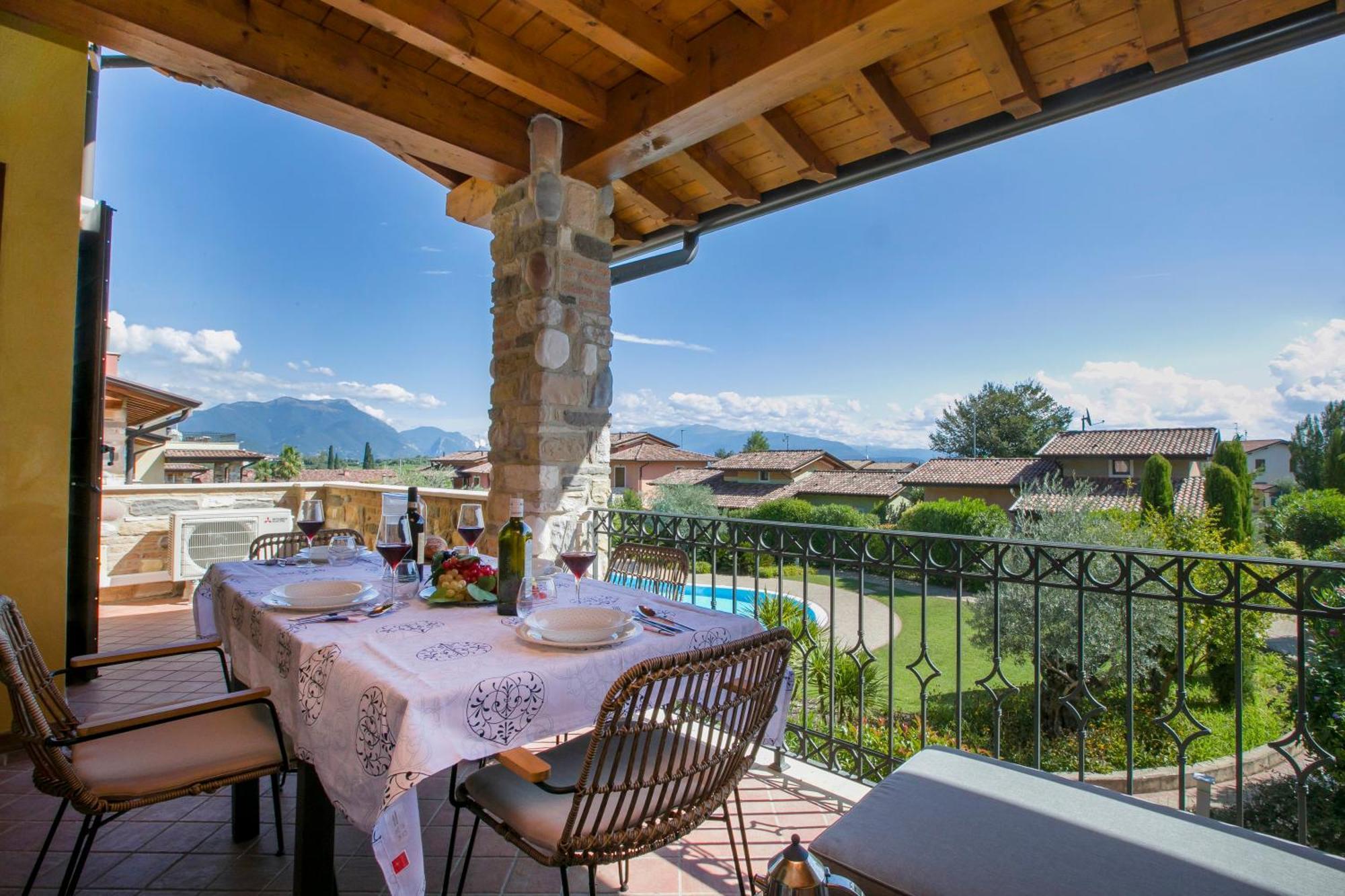 Casa Valtenesi โปลเปนาซเซ เดล การ์ดา ภายนอก รูปภาพ