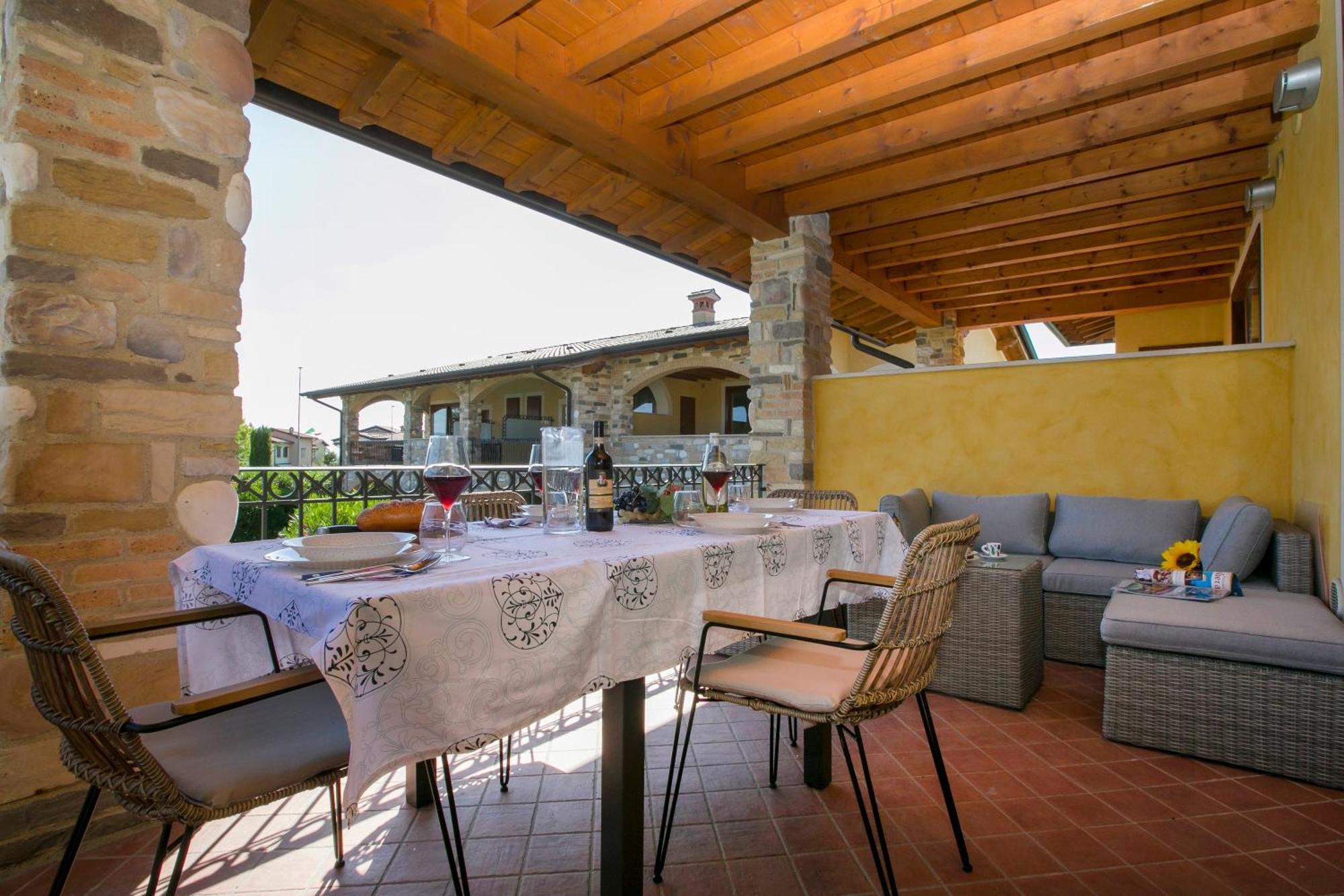 Casa Valtenesi โปลเปนาซเซ เดล การ์ดา ภายนอก รูปภาพ