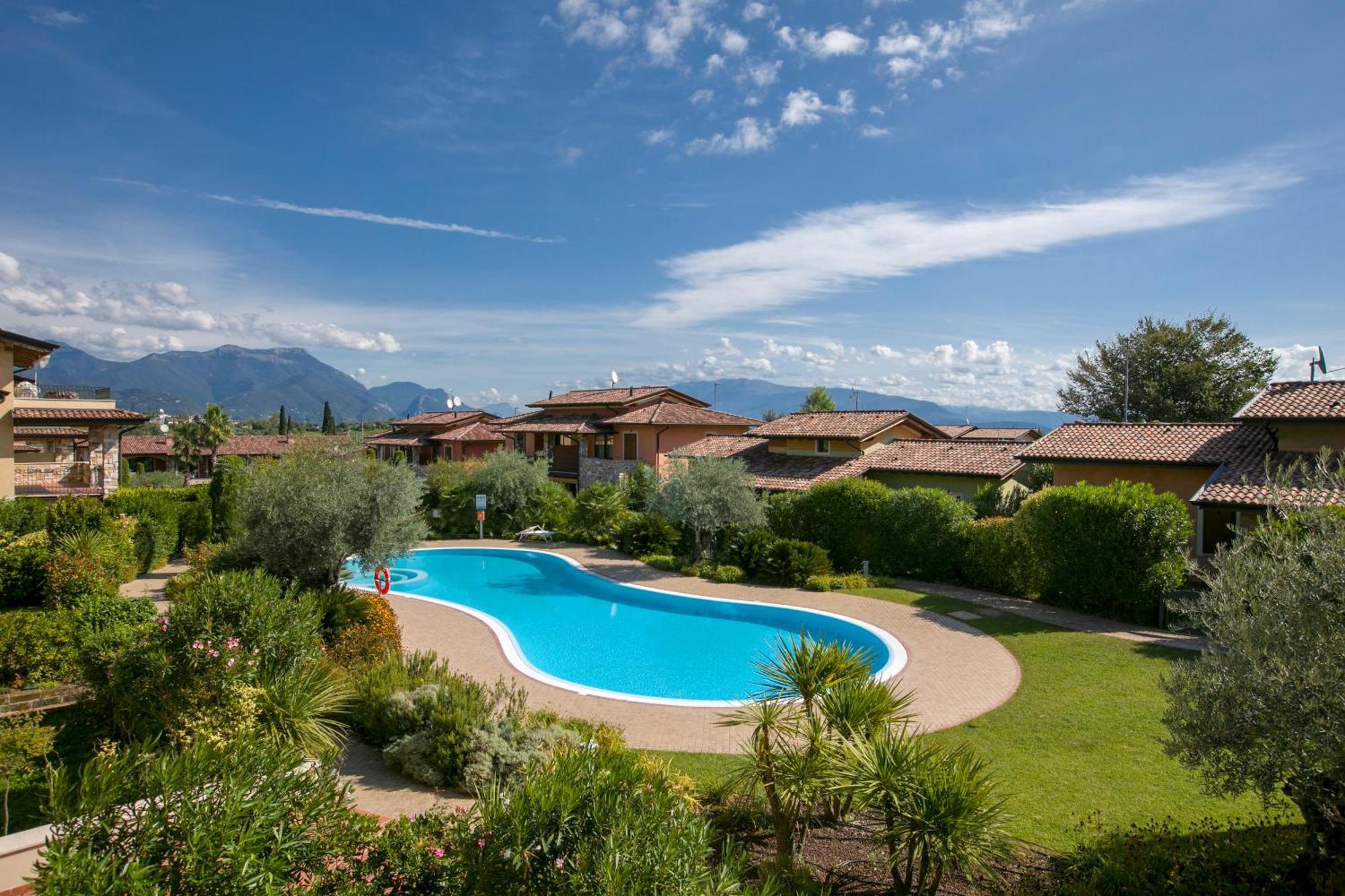 Casa Valtenesi โปลเปนาซเซ เดล การ์ดา ภายนอก รูปภาพ