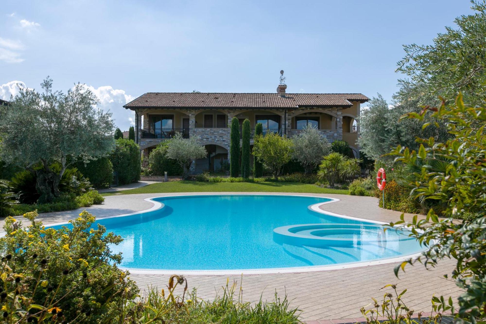Casa Valtenesi โปลเปนาซเซ เดล การ์ดา ภายนอก รูปภาพ